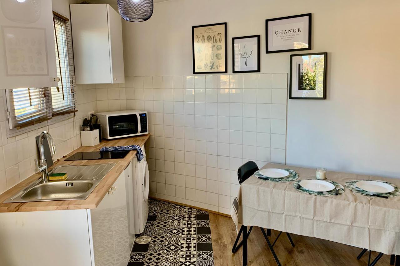 Superbe Appartement Avec Parking Gratuit Sur Place Saint-Denis  Exterior foto